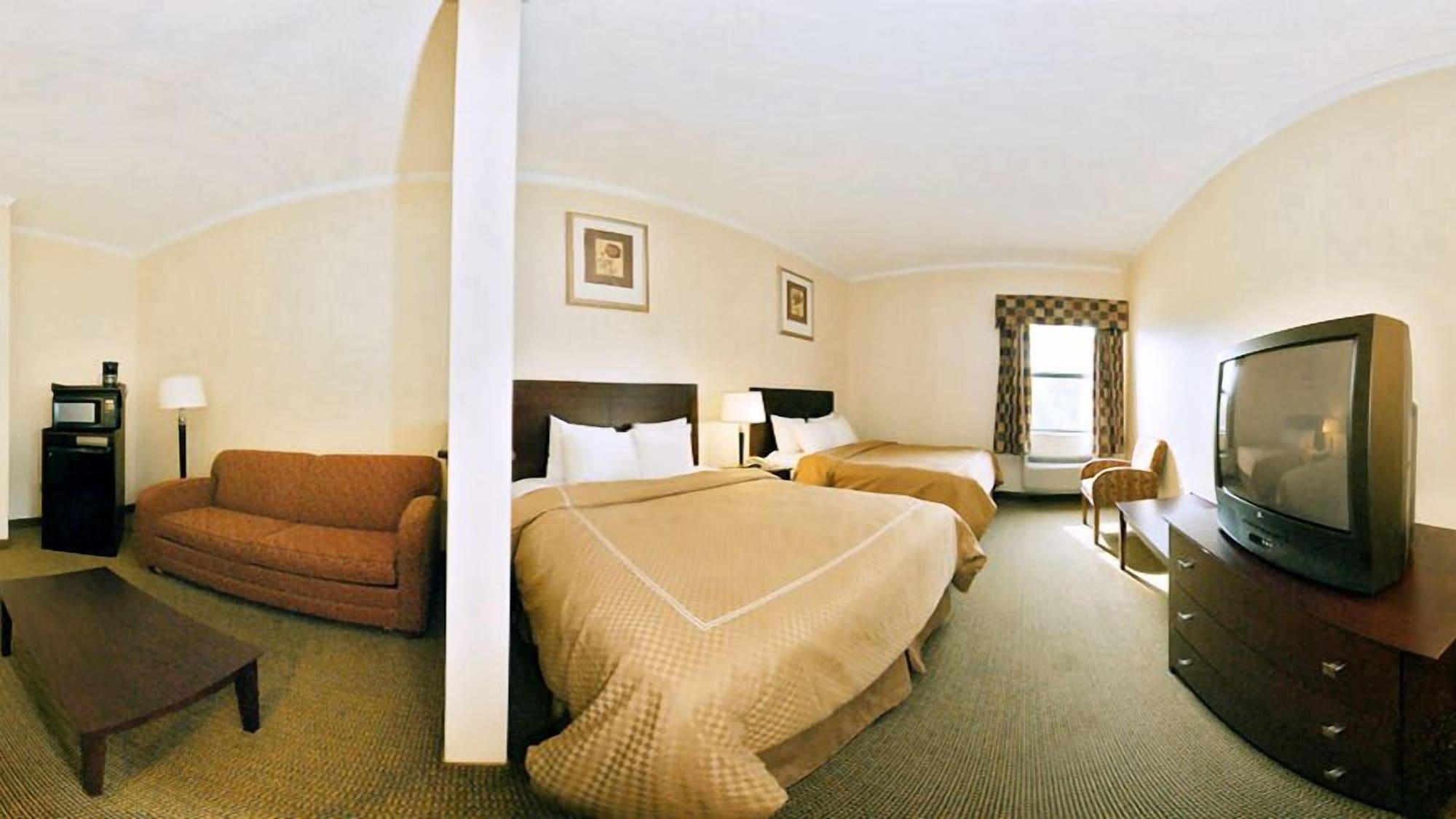 Quality Suites Jeffersonville Exterior foto